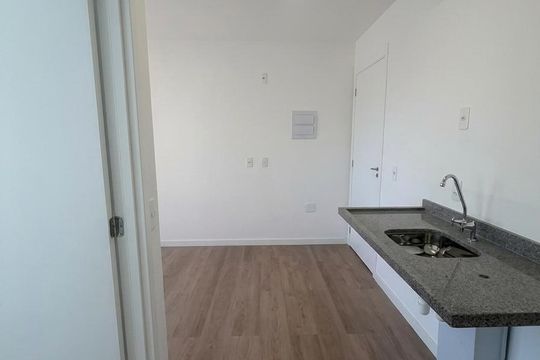 Cozinha de apartamento à venda com 1 quarto, 24m² em Barra Funda, São Paulo