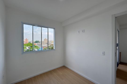 Quarto 1 de apartamento para alugar com 2 quartos, 30m² em Santo Amaro, São Paulo