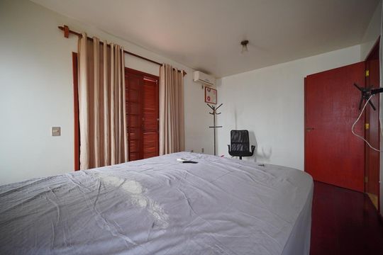 Suíte  de casa para alugar com 4 quartos, 150m² em João Paulo, Florianópolis