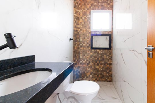 Banheiro de apartamento à venda com 2 quartos, 48m² em Limão, São Paulo