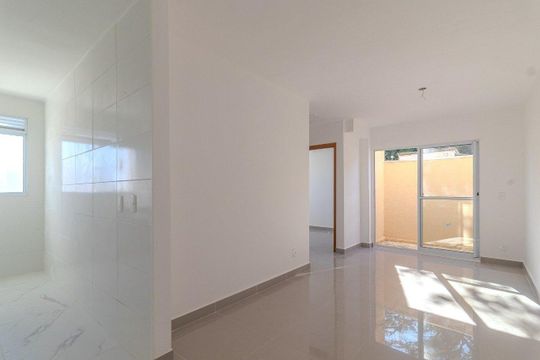 Sala de apartamento para alugar com 2 quartos, 43m² em Jardim Itu, Porto Alegre