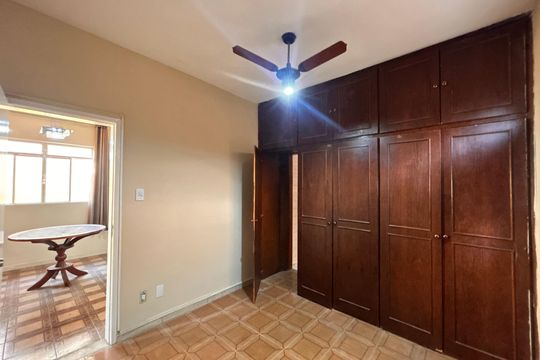 Casa para alugar com 2 quartos, 360m² em Incofindência, Belo Horizonte