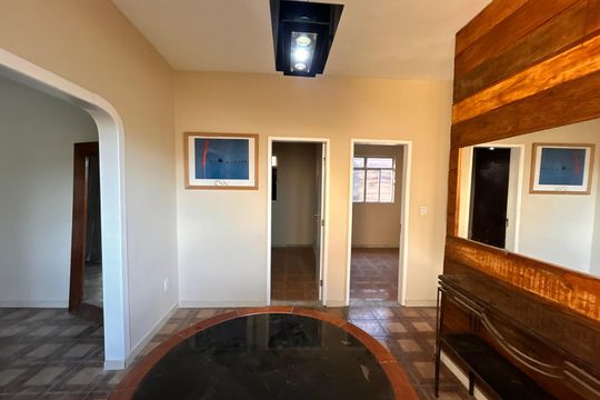 Casa para alugar com 2 quartos, 360m² em Incofindência, Belo Horizonte