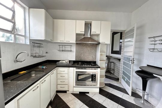 Casa para alugar com 2 quartos, 360m² em Incofindência, Belo Horizonte