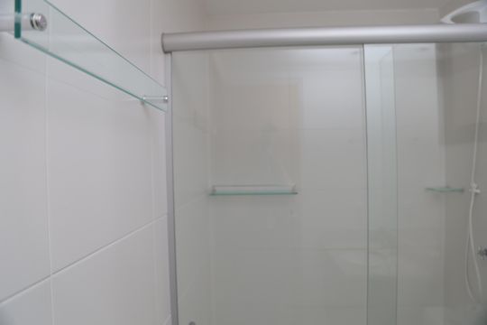 Banheiro da Suíte de apartamento para alugar com 2 quartos, 56m² em Jardim Leblon, Goiânia