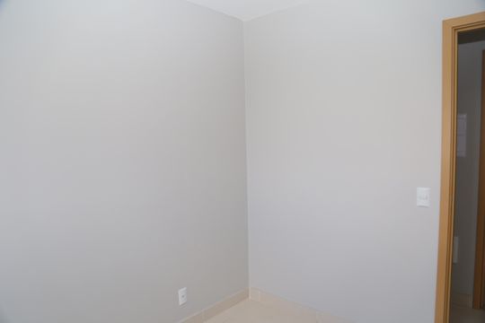 Suíte de apartamento para alugar com 2 quartos, 56m² em Jardim Leblon, Goiânia