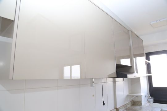 Cozinha de apartamento para alugar com 2 quartos, 56m² em Jardim Leblon, Goiânia