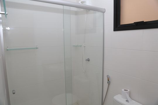 Banheiro Social de apartamento para alugar com 2 quartos, 56m² em Jardim Leblon, Goiânia