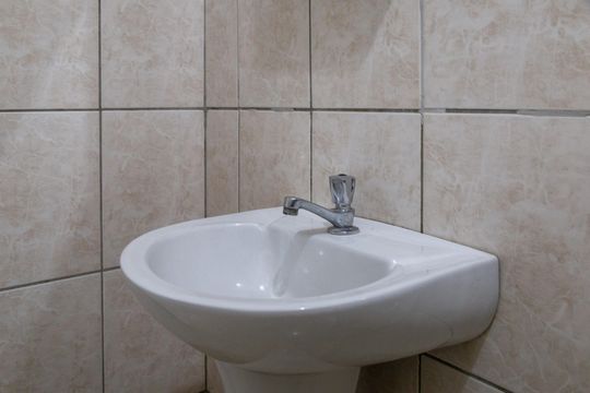 Banheiro de casa para alugar com 2 quartos, 80m² em Parque Continental Ii, Guarulhos