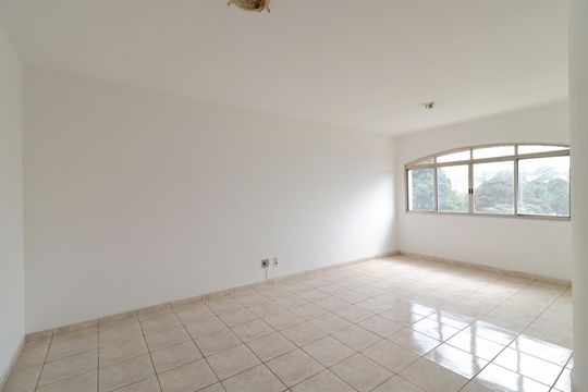 Sala de apartamento para alugar com 3 quartos, 130m² em Campininha, São Paulo