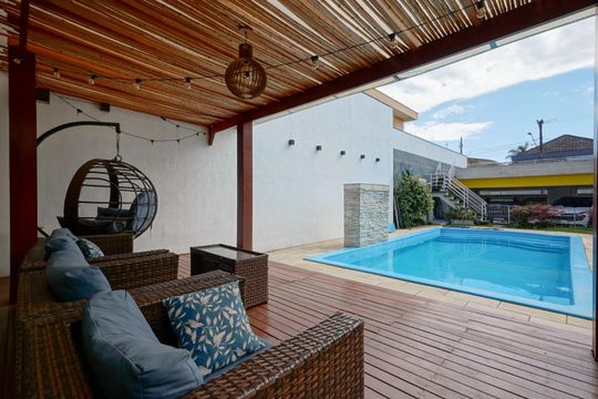 Varanda de casa à venda com 3 quartos, 456m² em Interlagos, São Paulo