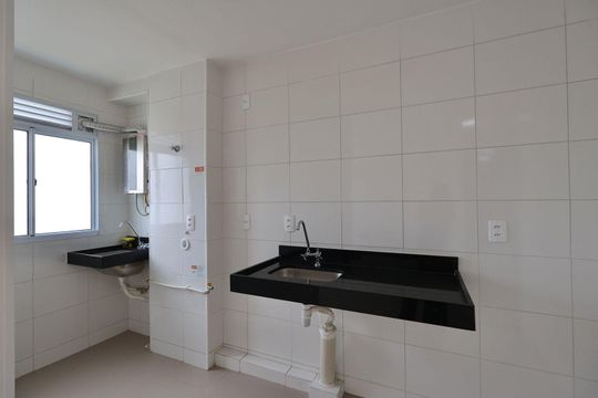 Cozinha de apartamento para alugar com 2 quartos, 43m² em Vila Satúrnia, Campinas