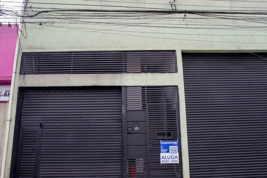 Fachada de apartamento para alugar com 1 quarto, 28m² em Piraporinha, Diadema