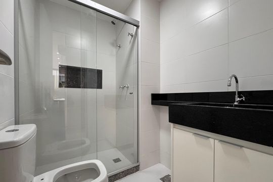 Suíte - Banheiro de apartamento para alugar com 2 quartos, 80m² em Recreio dos Bandeirantes, Rio de Janeiro