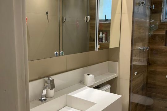 Banheiro de apartamento à venda com 2 quartos, 78m² em Jardim Pereira Leite, São Paulo