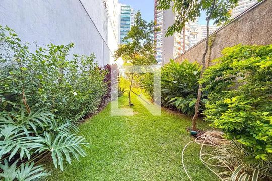 Área comum de apartamento para alugar com 1 quarto, 53m² em Indianópolis, São Paulo