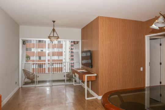 Apartamento para alugar com 4 quartos, 135m² em Pompeia, São Paulo