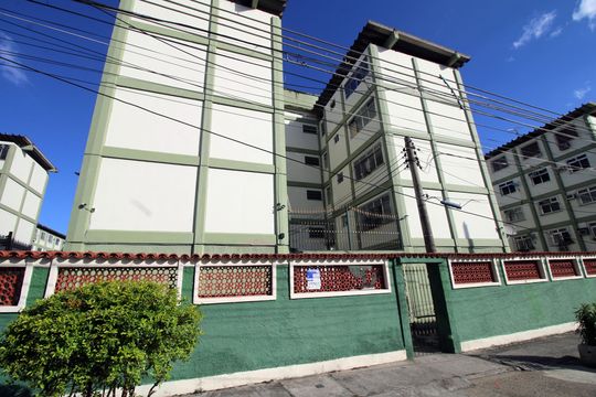 Fachada  de apartamento à venda com 2 quartos, 48m² em Coelho Neto, Rio de Janeiro