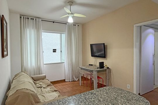 Apartamento para alugar com 1 quarto, 50m² em Gonzaga, Santos
