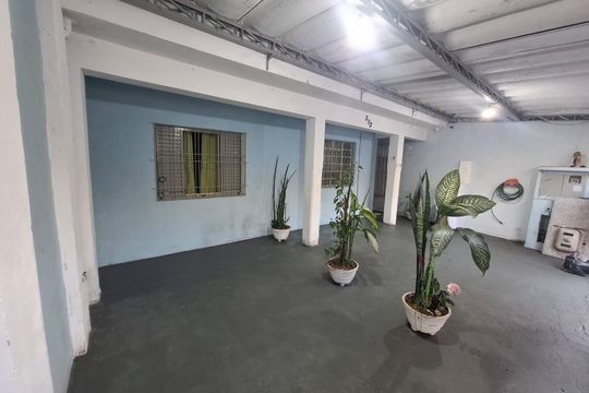 garagem de casa à venda com 2 quartos, 150m² em Jardim Brasil, São Paulo