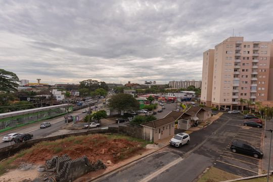 Sacada da Sala de apartamento para alugar com 2 quartos, 64m² em Jardim do Lago, Campinas