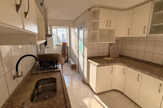 Cozinha de apartamento para alugar com 3 quartos, 95m² em Setor Bela Vista, Goiânia