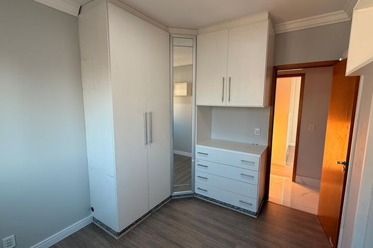 Suíte 1 de apartamento para alugar com 3 quartos, 95m² em Setor Bela Vista, Goiânia