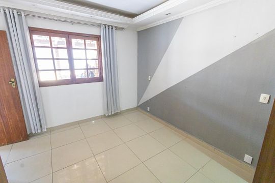Quarto 3 / Closet e suite de apartamento para alugar com 3 quartos, 110m² em Castelo, Belo Horizonte