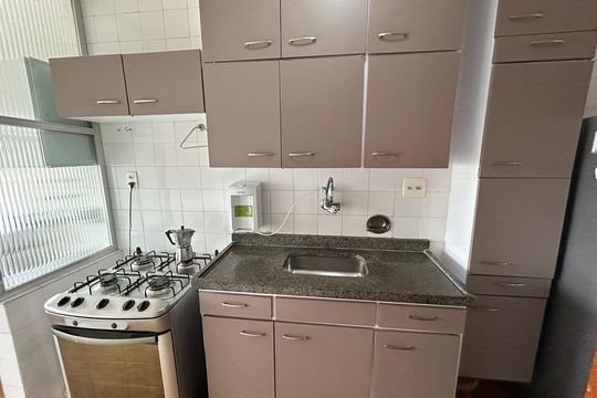 Cozinha de apartamento para alugar com 2 quartos, 80m² em Todos Os Santos, Rio de Janeiro