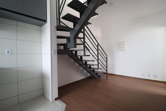 Sala de apartamento para alugar com 2 quartos, 110m² em Laranjeiras, Uberlândia