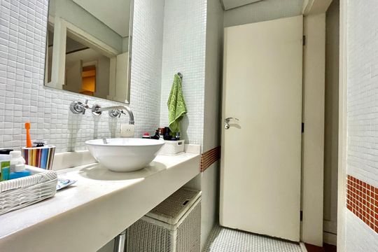 Banheiro da Suíte 2 de casa à venda com 3 quartos, 200m² em Planalto Paulista, São Paulo