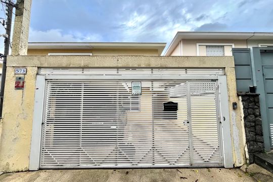 Fachada de casa à venda com 3 quartos, 200m² em Planalto Paulista, São Paulo