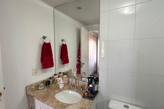 Banheiro Suíte de apartamento para alugar com 3 quartos, 89m² em Santo Amaro, São Paulo