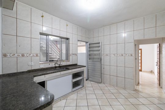Cozinha de casa para alugar com 1 quarto, 50m² em Vila Ré, São Paulo