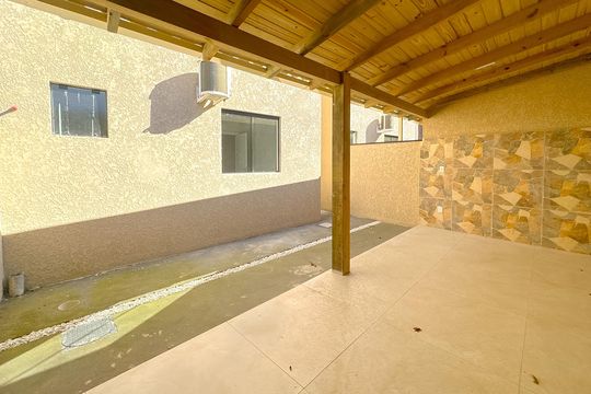 Casa para alugar com 2 quartos, 105m² em São João do Rio Vermelho, Florianópolis