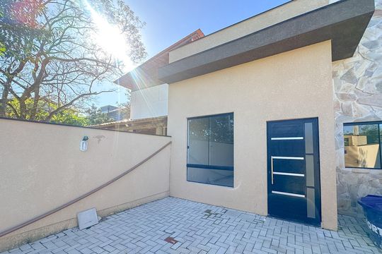 Casa para alugar com 2 quartos, 105m² em São João do Rio Vermelho, Florianópolis