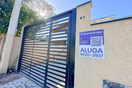 Plaquinha de casa para alugar com 2 quartos, 105m² em São João do Rio Vermelho, Florianópolis