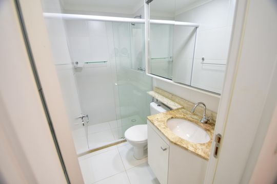 Banheiro Suíte de apartamento para alugar com 2 quartos, 60m² em Taquaral, Campinas