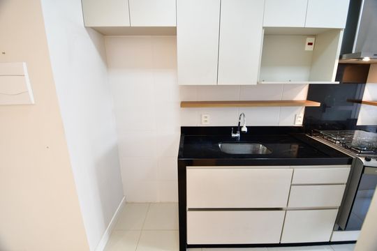 Cozinha de apartamento para alugar com 2 quartos, 60m² em Taquaral, Campinas