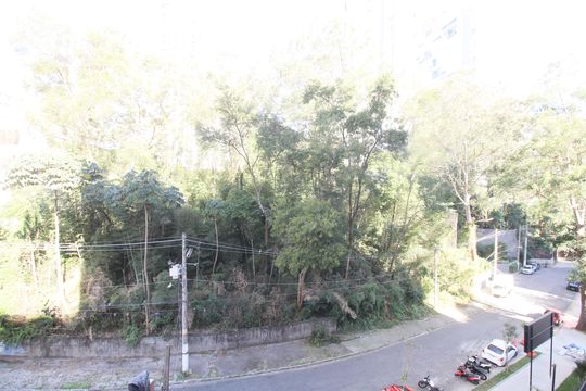 Vista Varanda da Sala de apartamento à venda com 2 quartos, 46m² em Vila Suzana, São Paulo
