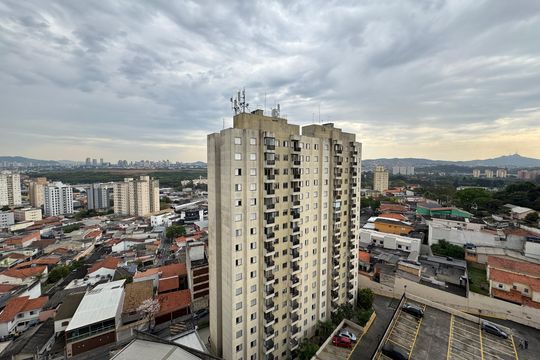 Vista de apartamento à venda com 2 quartos, 55m² em Quitaúna, Osasco