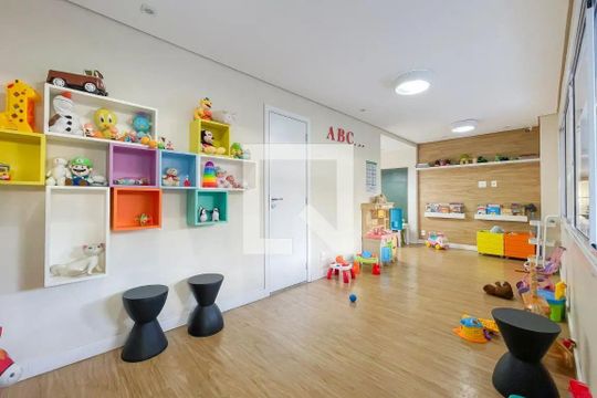 Área comum de apartamento à venda com 2 quartos, 55m² em Quitaúna, Osasco