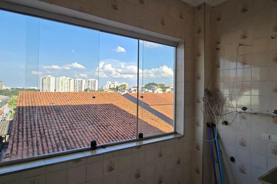 Área de Serviço de apartamento para alugar com 2 quartos, 70m² em Jardim Santa Mena, Guarulhos
