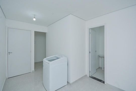 Kitnet/Studio para alugar com 1 quarto, 40m² em Jardim Cristal, São Paulo