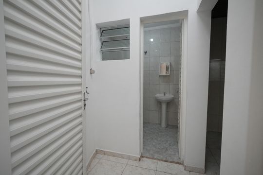 Área de Serviço de casa para alugar com 1 quarto, 40m² em Jardim Bela Vista, Santo André