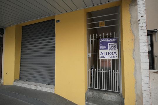Fachada de casa para alugar com 1 quarto, 40m² em Jardim Bela Vista, Santo André