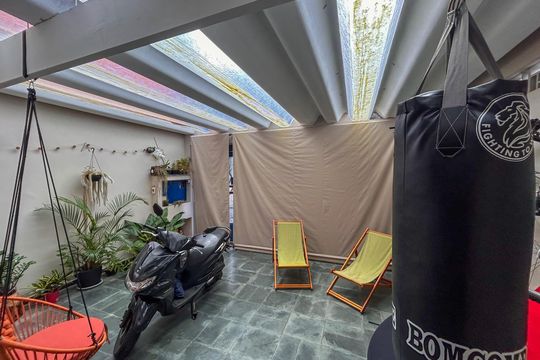 Garagem  de casa à venda com 2 quartos, 110m² em Chácara Monte Alegre, São Paulo