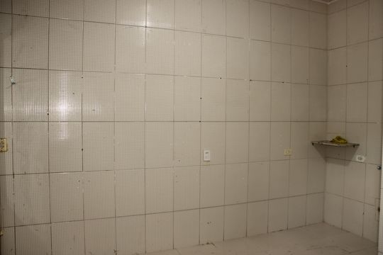 Casa à venda com 7 quartos, 250m² em Jardim Santa Teresinha, São Paulo