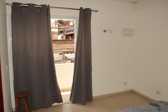 Casa à venda com 7 quartos, 250m² em Jardim Santa Teresinha, São Paulo