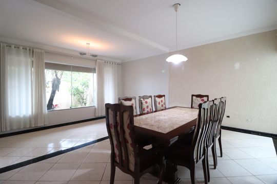 Sala de Jantar de casa para alugar com 4 quartos, 330m² em Jardim das Palmeiras, Uberlândia